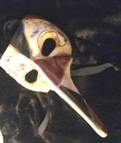 Long nose venetian masquerade - ,
