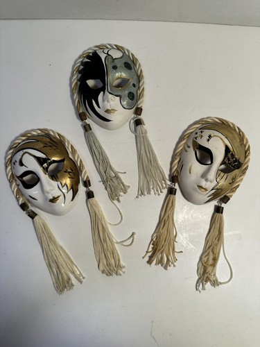 Vtg miniature venetianmardi - vtg,