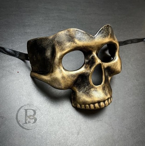Black gold masquerade mask - black,